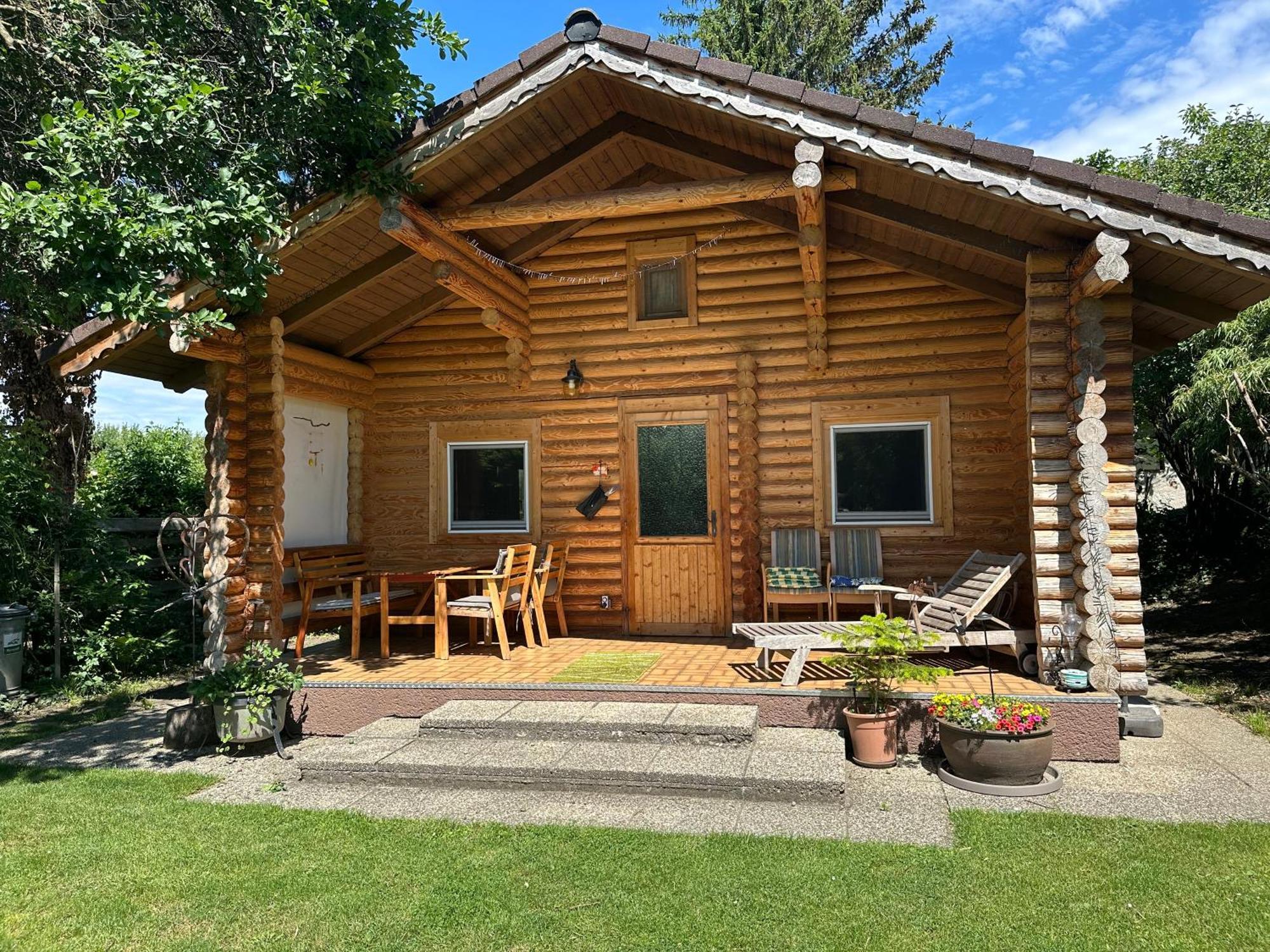 Gemuetliche Blockhuette In Wiennaehe Zofing Exterior foto