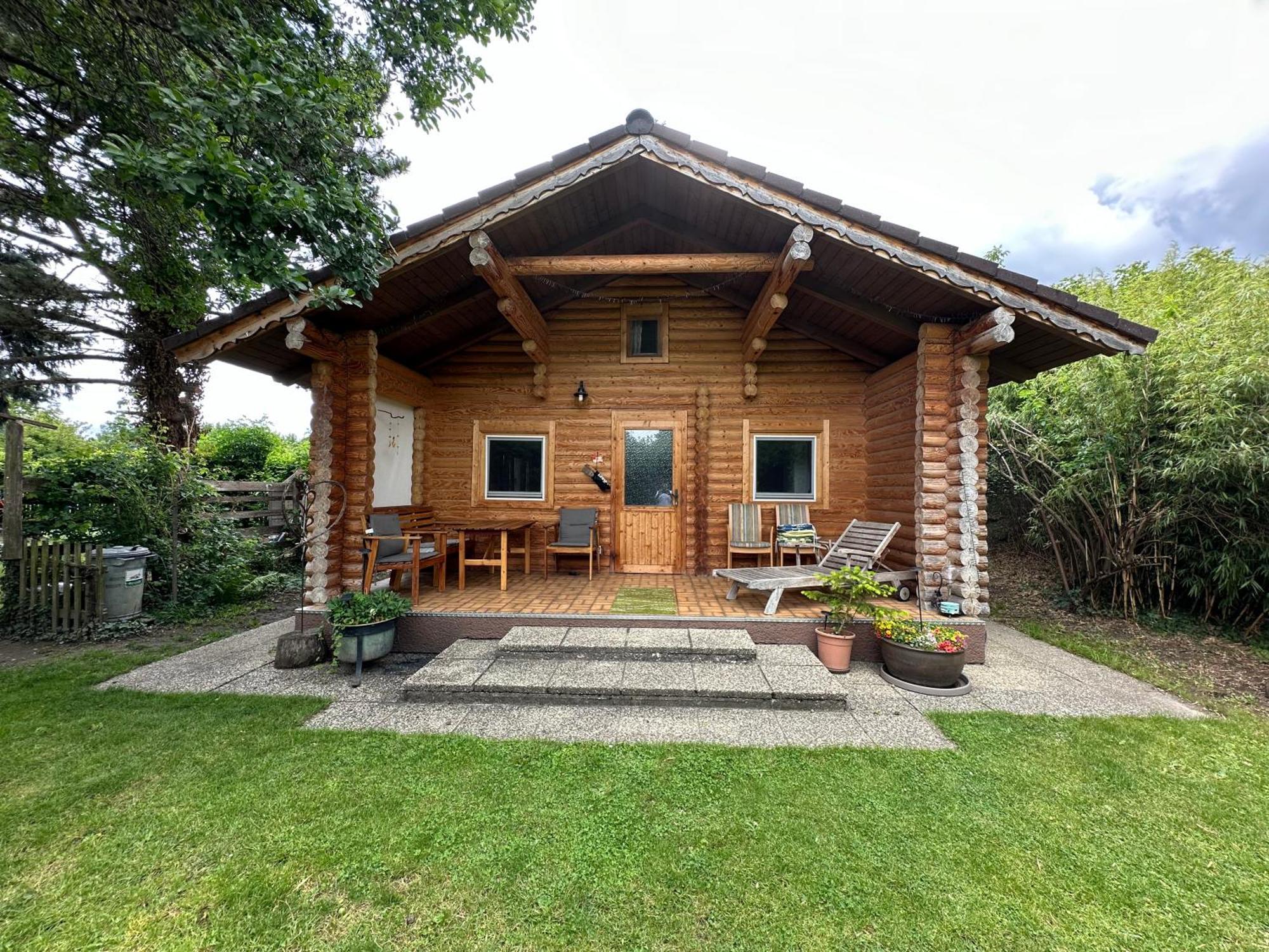 Gemuetliche Blockhuette In Wiennaehe Zofing Exterior foto